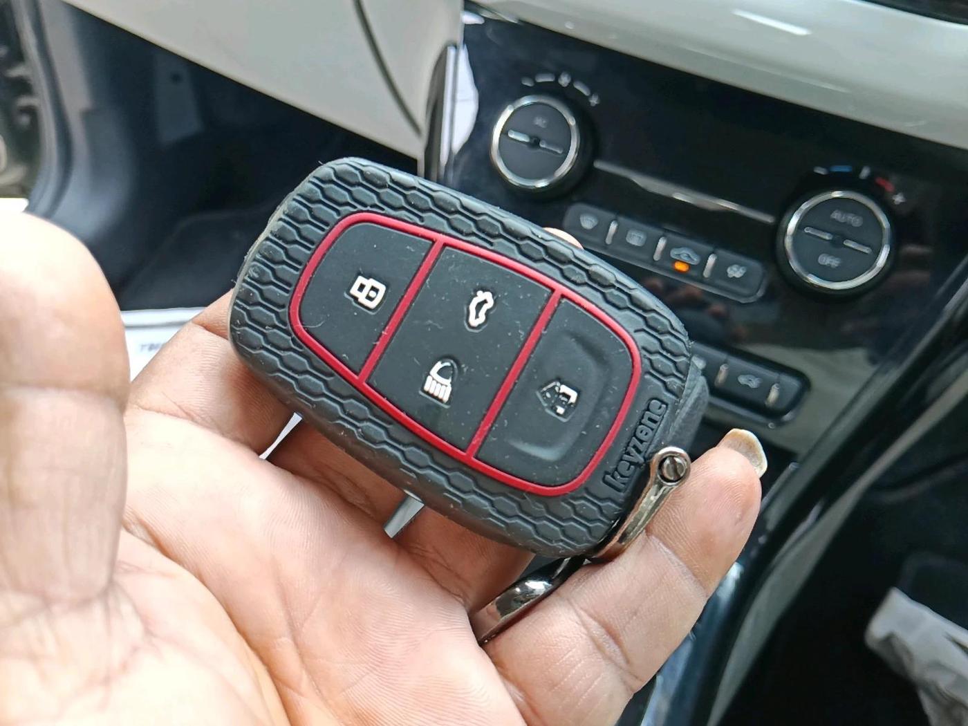 2023 Tata NEXON XZA PLUS PETROL, Petrol, Automatic, 9,973 km, interior