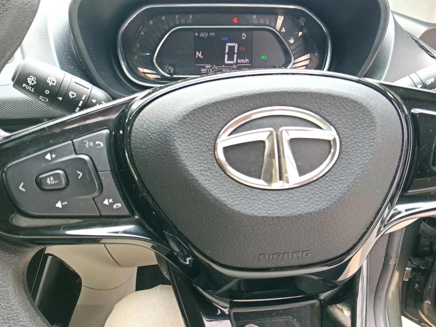 2023 Tata NEXON XZA PLUS PETROL, Petrol, Automatic, 9,973 km, interior