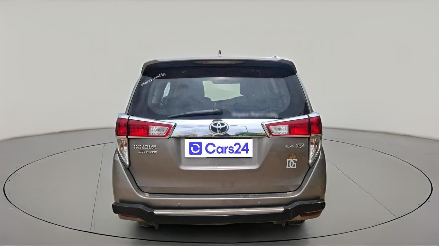 2017 Toyota Innova Crysta 2.4 VX 7 STR, Diesel, Manual, 74,779 km, exterior
