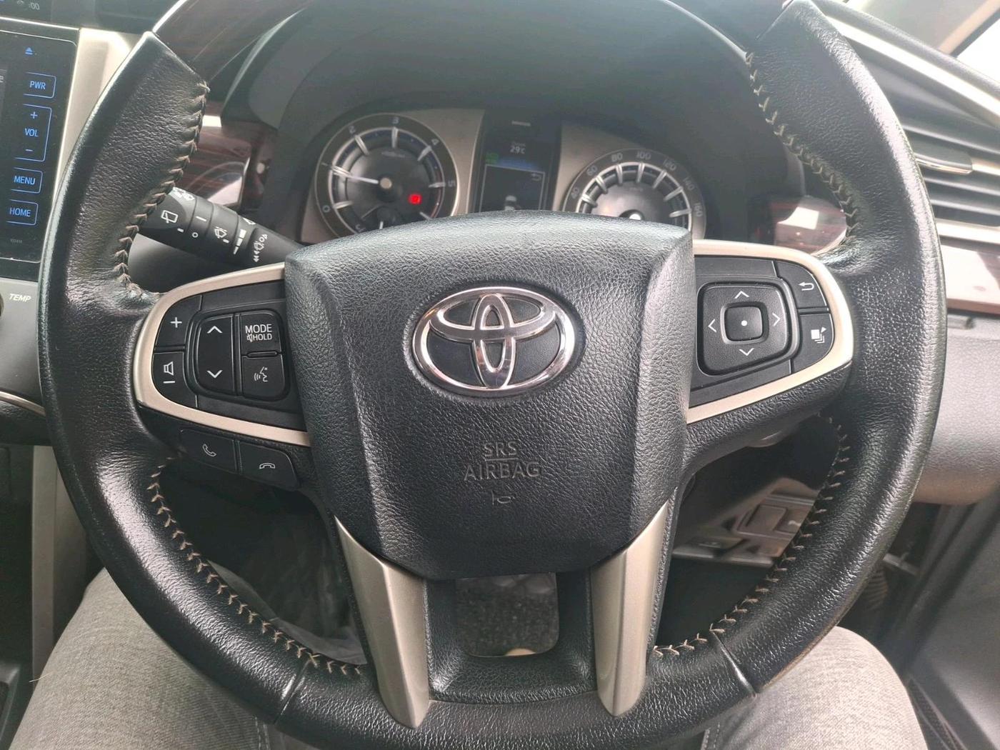 2017 Toyota Innova Crysta 2.4 VX 7 STR, Diesel, Manual, 74,779 km, interior
