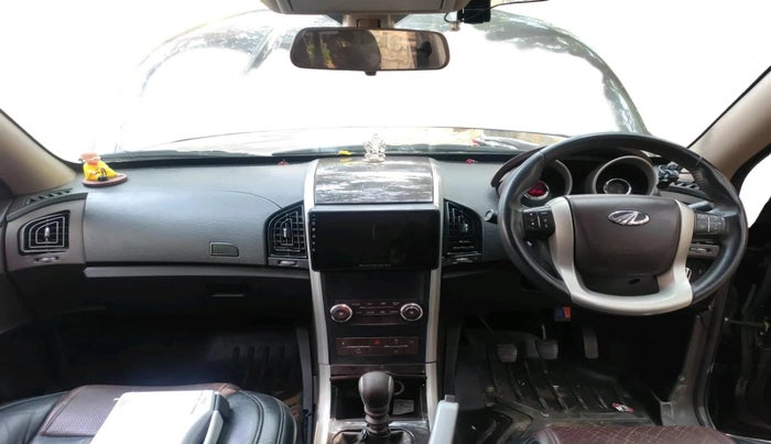 2014 Mahindra XUV500 W8, Diesel, Manual, 1,36,428 km, interior