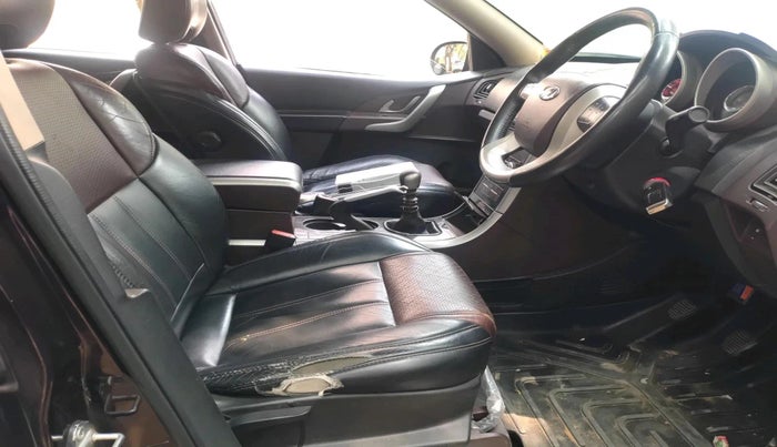 2014 Mahindra XUV500 W8, Diesel, Manual, 1,36,428 km, interior