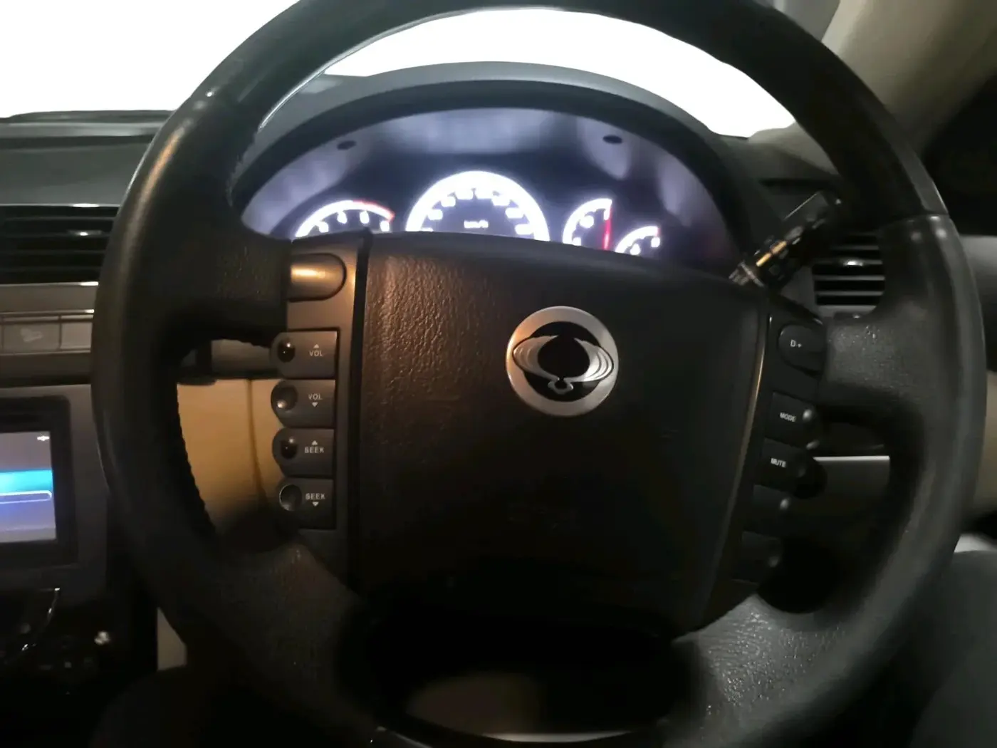 2017 Ssangyong Rexton RX7, Diesel, Automatic, 1,12,932 km, interior