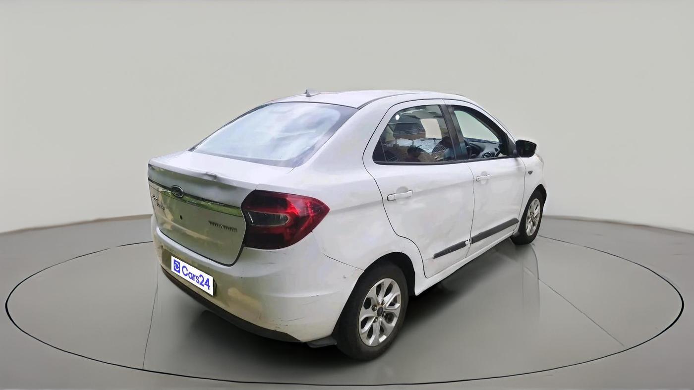 2017 Ford Figo Aspire TITANIUM 1.2 PETROL, Petrol, Manual, 1,37,488 km, exterior
