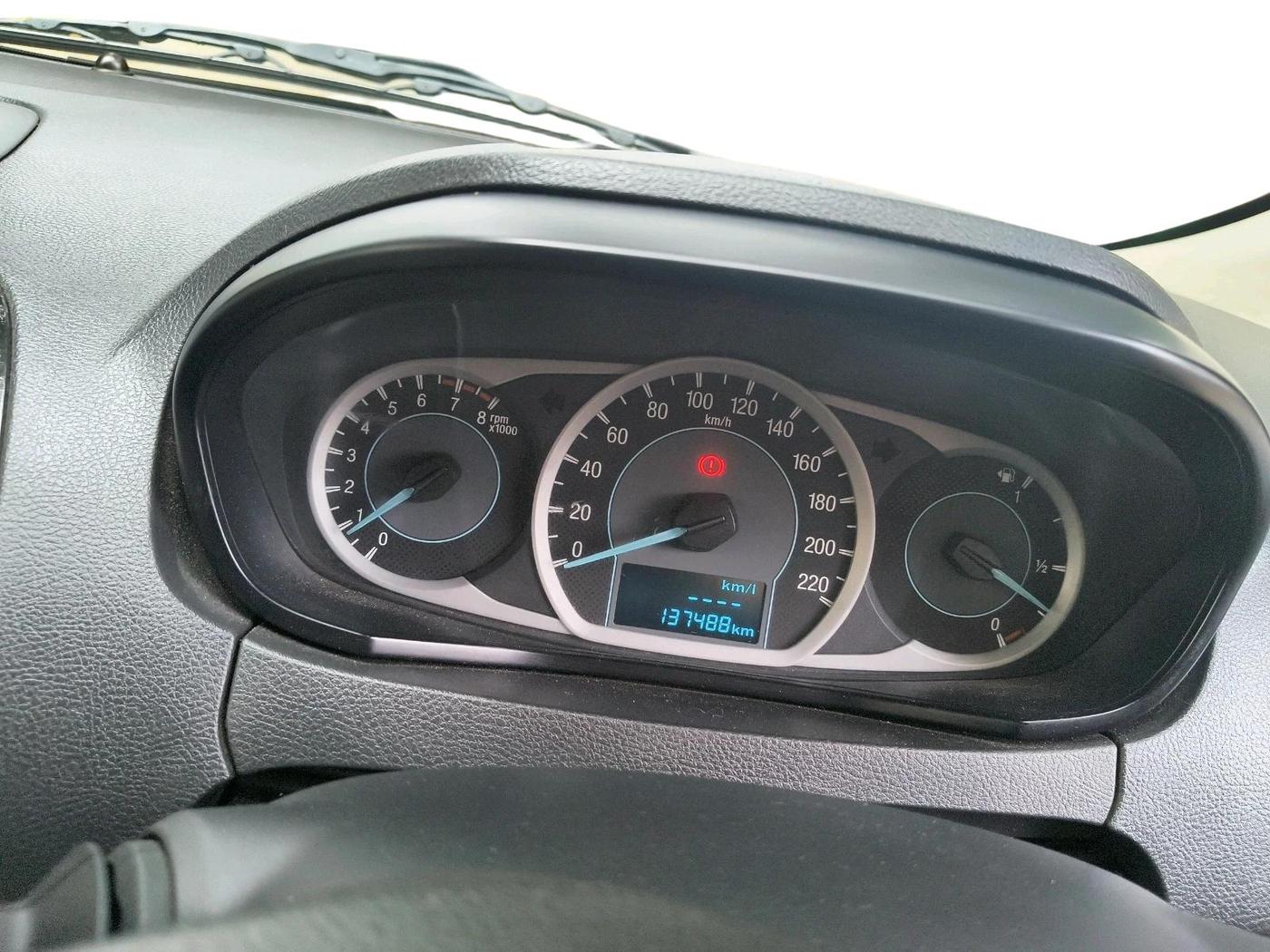 2017 Ford Figo Aspire TITANIUM 1.2 PETROL, Petrol, Manual, 1,37,488 km, interior