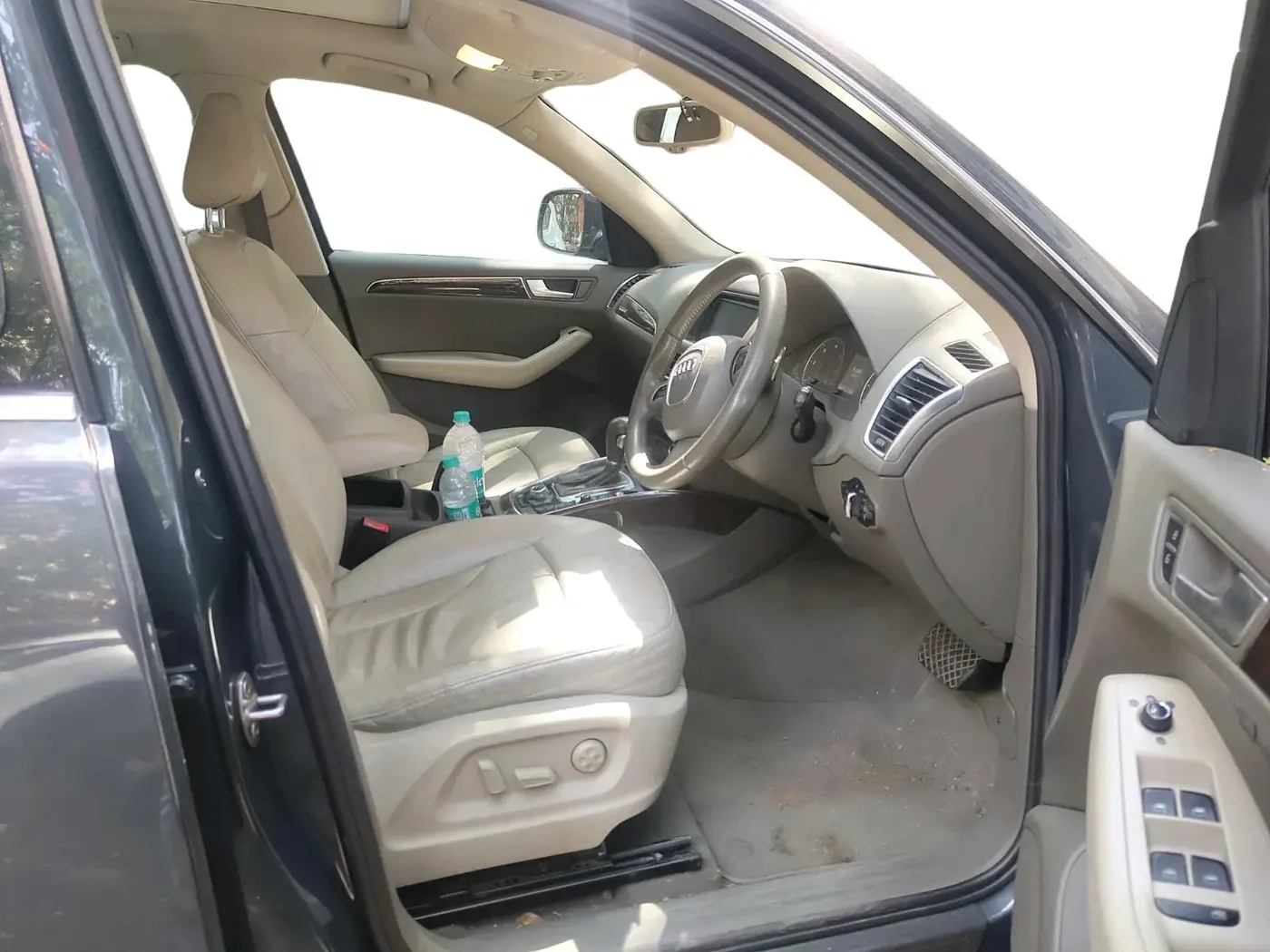 2011 Audi Q5 3.0 TDI QUATTRO, Diesel, Automatic, 98,287 km, interior