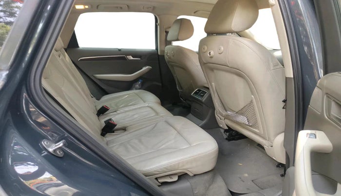 2011 Audi Q5 3.0 TDI QUATTRO, Diesel, Automatic, 98,287 km, interior