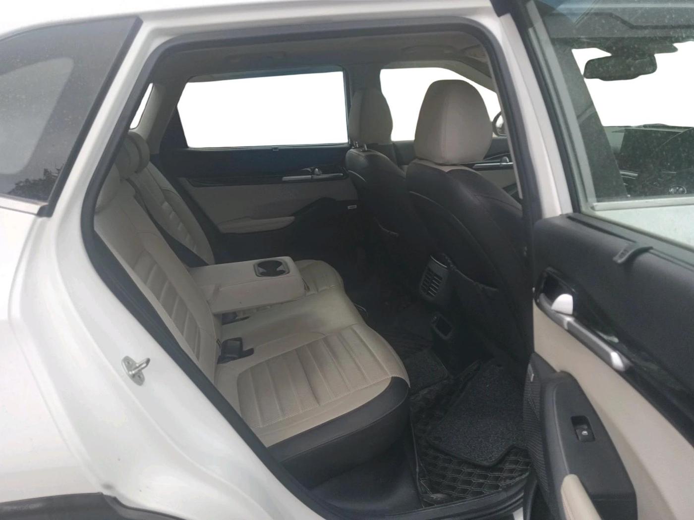 2019 KIA SELTOS GTX PLUS AT 1.5 DIESEL, Diesel, Automatic, 60,204 km, interior