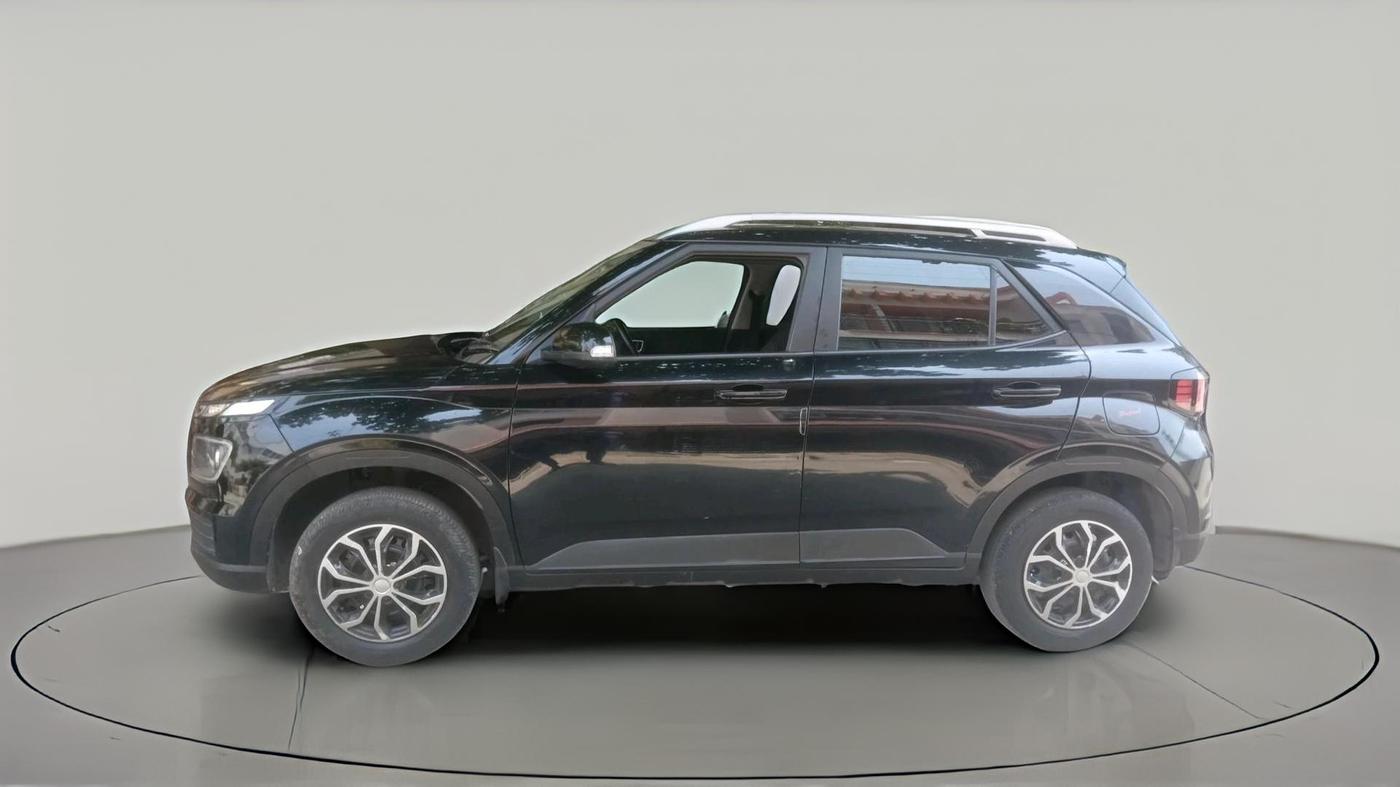 2022 Hyundai VENUE SX 1.2 PETROL, Petrol, Manual, 77,615 km, exterior
