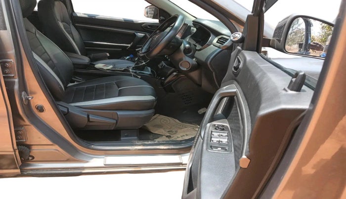 2021 Renault Kiger RXZ TURBO MT, Petrol, Manual, 50,518 km, interior