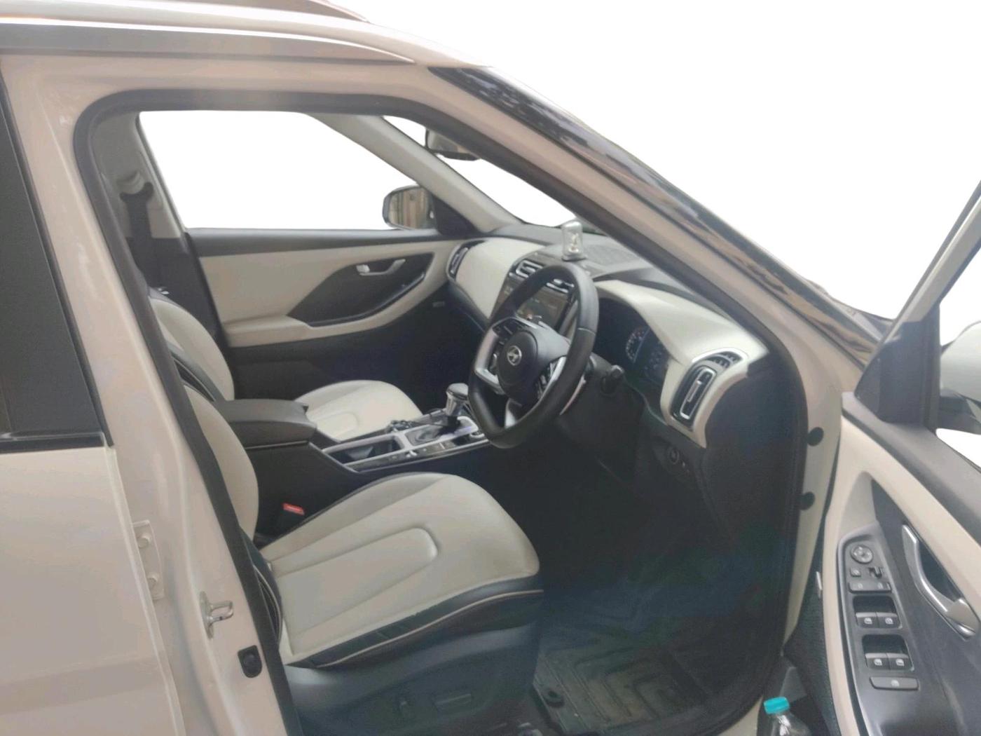 2022 Hyundai Creta SX (O) AT 1.5 DIESEL, Diesel, Automatic, 56,288 km, interior