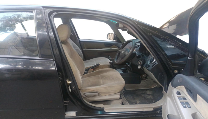 2008 Maruti Swift LXI 1.3, Petrol, Manual, 1,15,176 km, interior