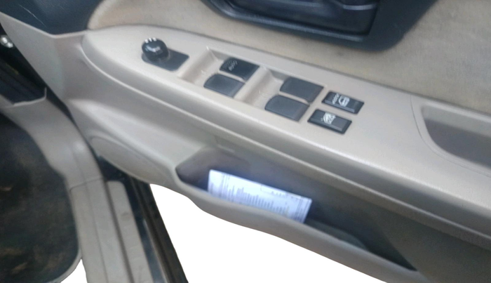2008 Maruti Swift LXI 1.3, Petrol, Manual, 1,15,176 km, interior