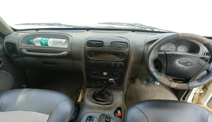 2002 Mahindra Scorpio 2.6 CRDE, Diesel, Manual, 1 km, interior