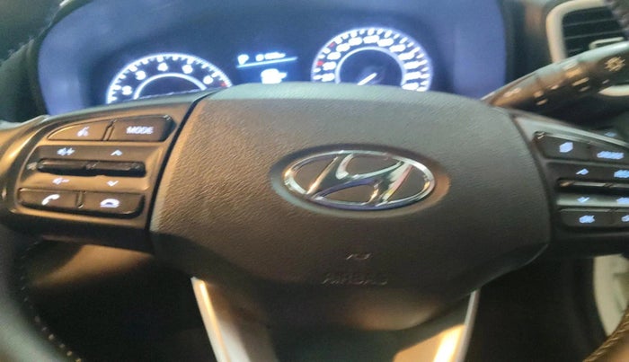 2020 Hyundai VENUE SX PLUS 1.0 TURBO DCT, Petrol, Automatic, 58,925 km, interior