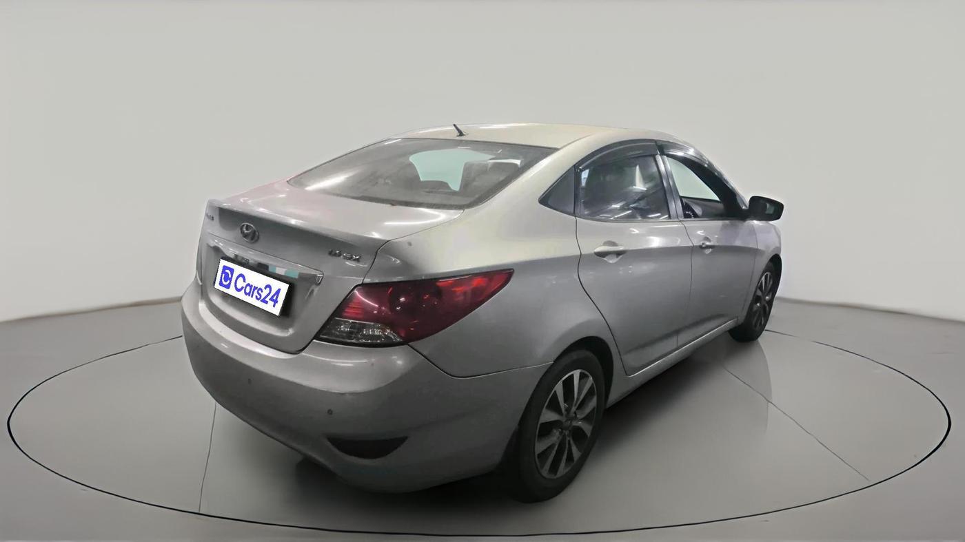2014 Hyundai Verna FLUIDIC 1.6 CRDI SX AT, Diesel, Automatic, 1,42,435 km, exterior