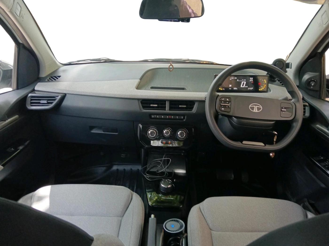 2026 Tata Tiago Creative AT, Petrol, Automatic, 593 km, interior
