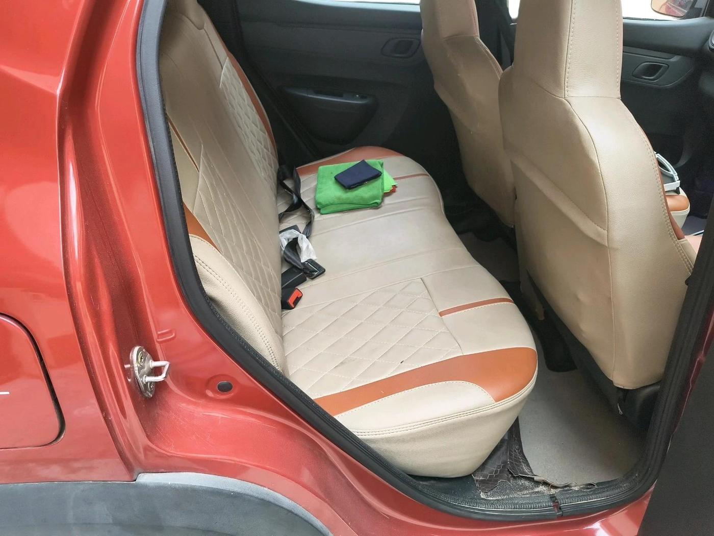 2024 Renault Kwid RXT 1.0, Petrol, Manual, 11,088 km, interior