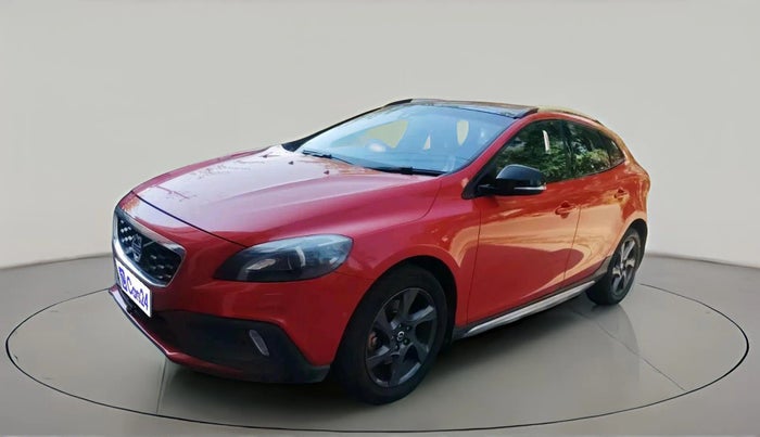 2014 Volvo V40 Cross Country D3, Diesel, Automatic, 1,05,385 km, exterior