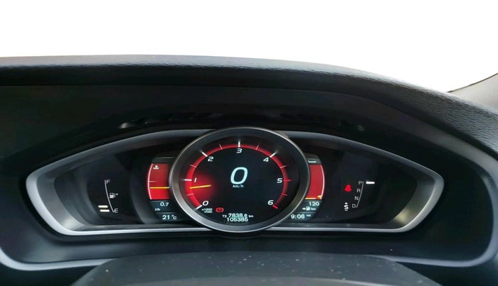 2014 Volvo V40 Cross Country D3, Diesel, Automatic, 1,05,385 km, interior