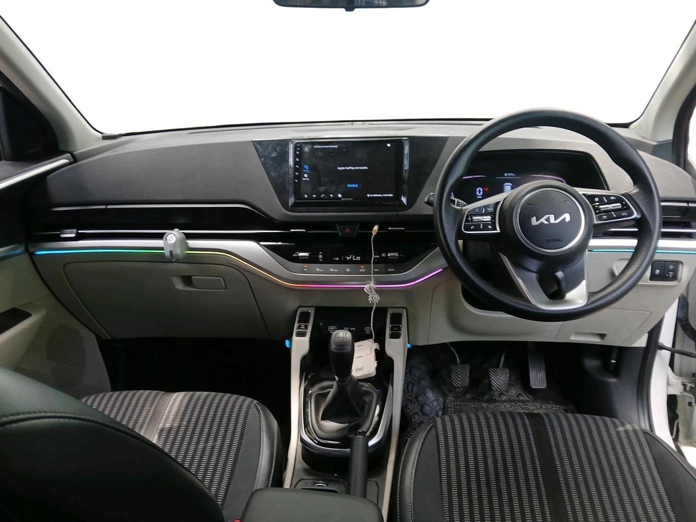 2022 KIA CARENS PRESTIGE PLUS 1.4 PETROL 7 STR, Petrol, Manual, 15,863 km, interior