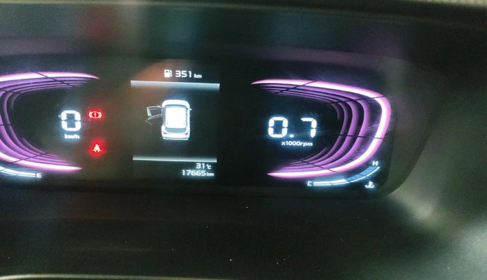 2022 KIA CARENS PRESTIGE PLUS 1.4 PETROL 7 STR, Petrol, Manual, 17,667 km, interior