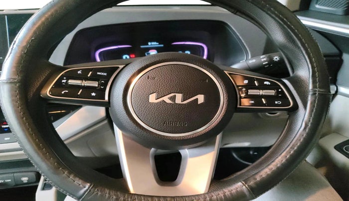 2022 KIA CARENS PRESTIGE PLUS 1.4 PETROL 7 STR, Petrol, Manual, 17,667 km, interior