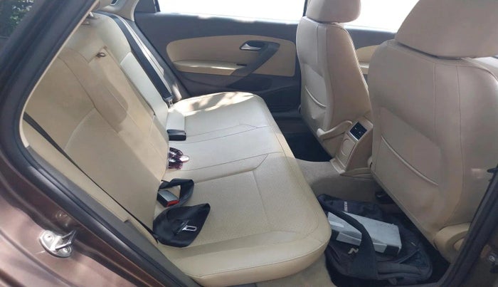 2015 Volkswagen Vento HIGHLINE PETROL AT, Petrol, Automatic, 1,23,156 km, interior