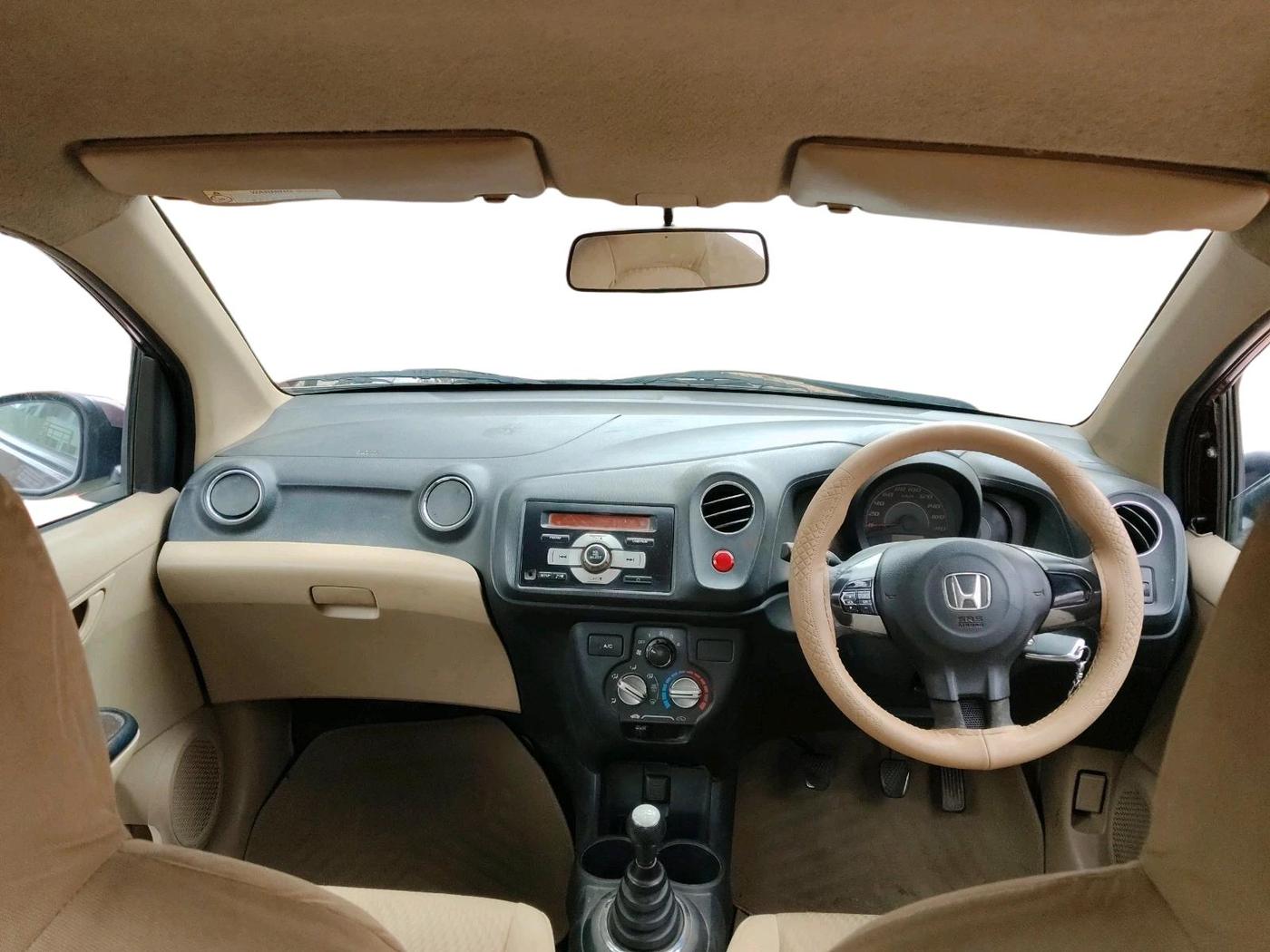 2014 Honda Amaze 1.5L I-DTEC SX, Diesel, Manual, 1,24,566 km, interior