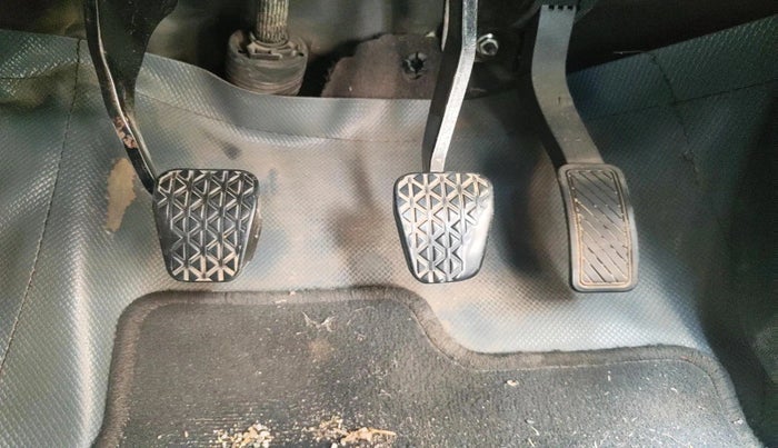 2017 Ford Ecosport AMBIENTE 1.5L PETROL, Petrol, Manual, 1,19,965 km, interior