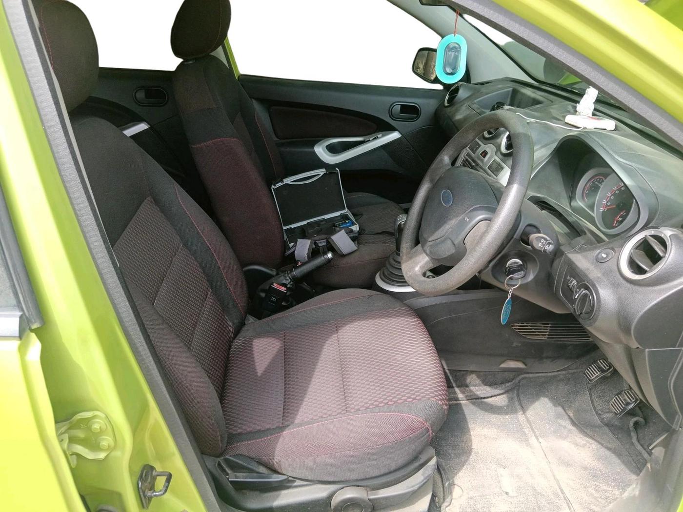 2011 Ford Figo ZXI 1.2 PETROL, Petrol, Manual, 73,362 km, interior