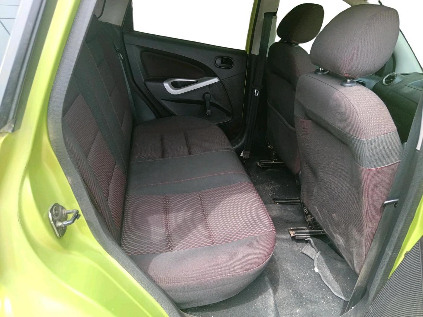 2011 Ford Figo ZXI 1.2 PETROL, Petrol, Manual, 73,362 km, interior