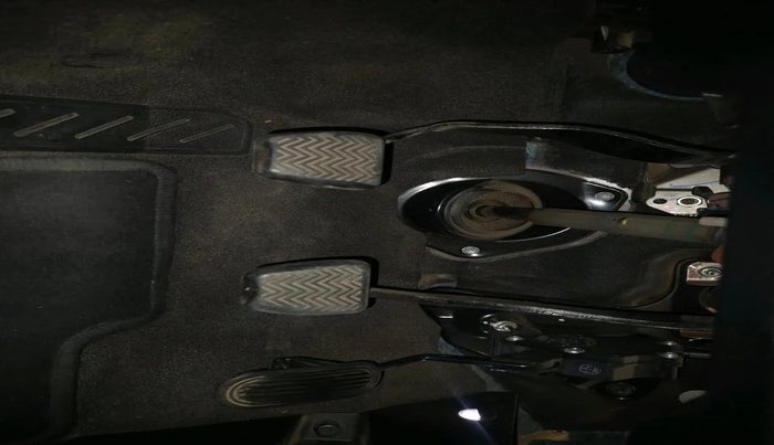 2016 Toyota Innova Crysta 2.4 VX 7 STR, Diesel, Manual, 99,307 km, interior