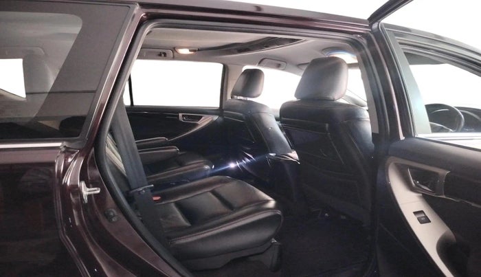 2016 Toyota Innova Crysta 2.4 VX 7 STR, Diesel, Manual, 99,307 km, interior