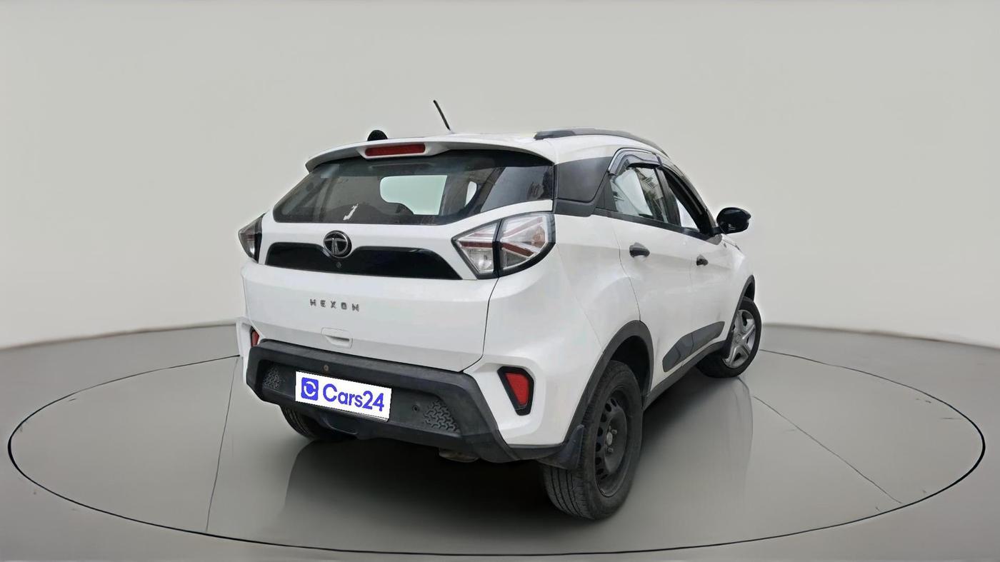 2023 Tata NEXON XM PETROL, Petrol, Manual, 50,089 km, exterior