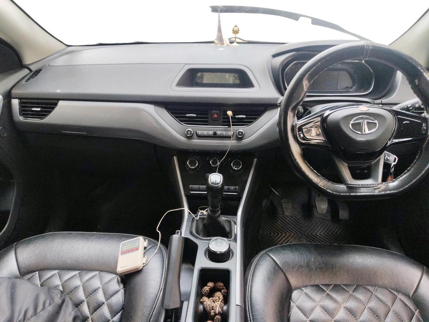 2023 Tata NEXON XM PETROL, Petrol, Manual, 50,089 km, interior