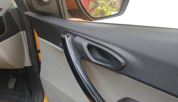 2016 Tata Tiago XT PETROL, Petrol, Manual, 37,929 km, interior