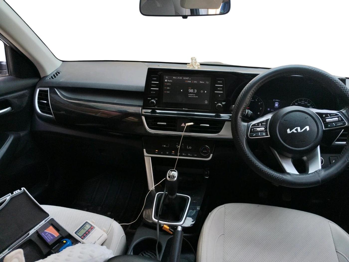 2022 KIA SELTOS HTK PLUS 1.5 IMT, Petrol, Manual, 20,242 km, interior