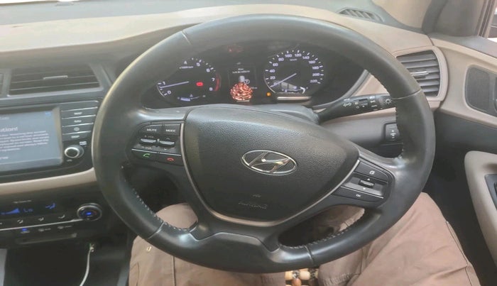 2016 Hyundai Elite i20 ASTA 1.2 (O), Petrol, Manual, 55,900 km, interior