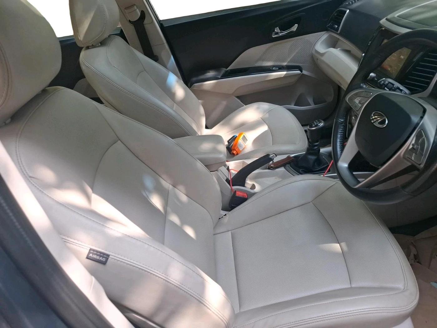 2019 Mahindra XUV300 W8 (O) 1.2 PETROL, Petrol, Manual, 47,652 km, interior