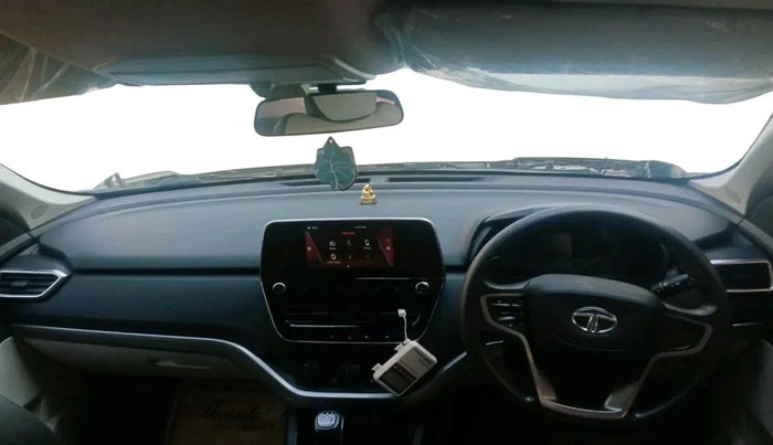 2022 Tata Safari XMA, Diesel, Automatic, 33,705 km, interior