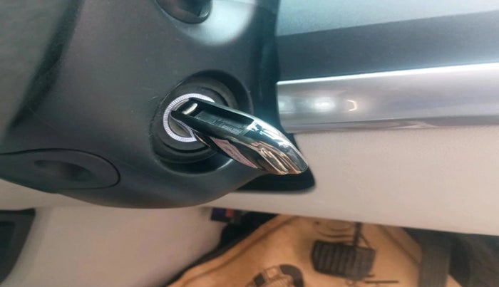 2022 Tata Safari XMA, Diesel, Automatic, 33,705 km, interior