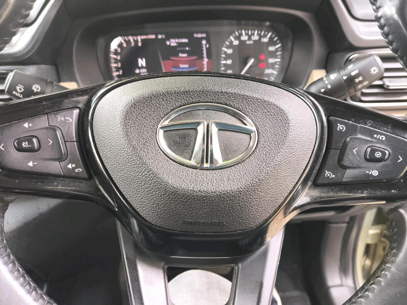 2022 Tata PUNCH CREATIVE 1.2 AMT KAZIRANGA EDITION , Petrol, Automatic, 38,999 km, interior