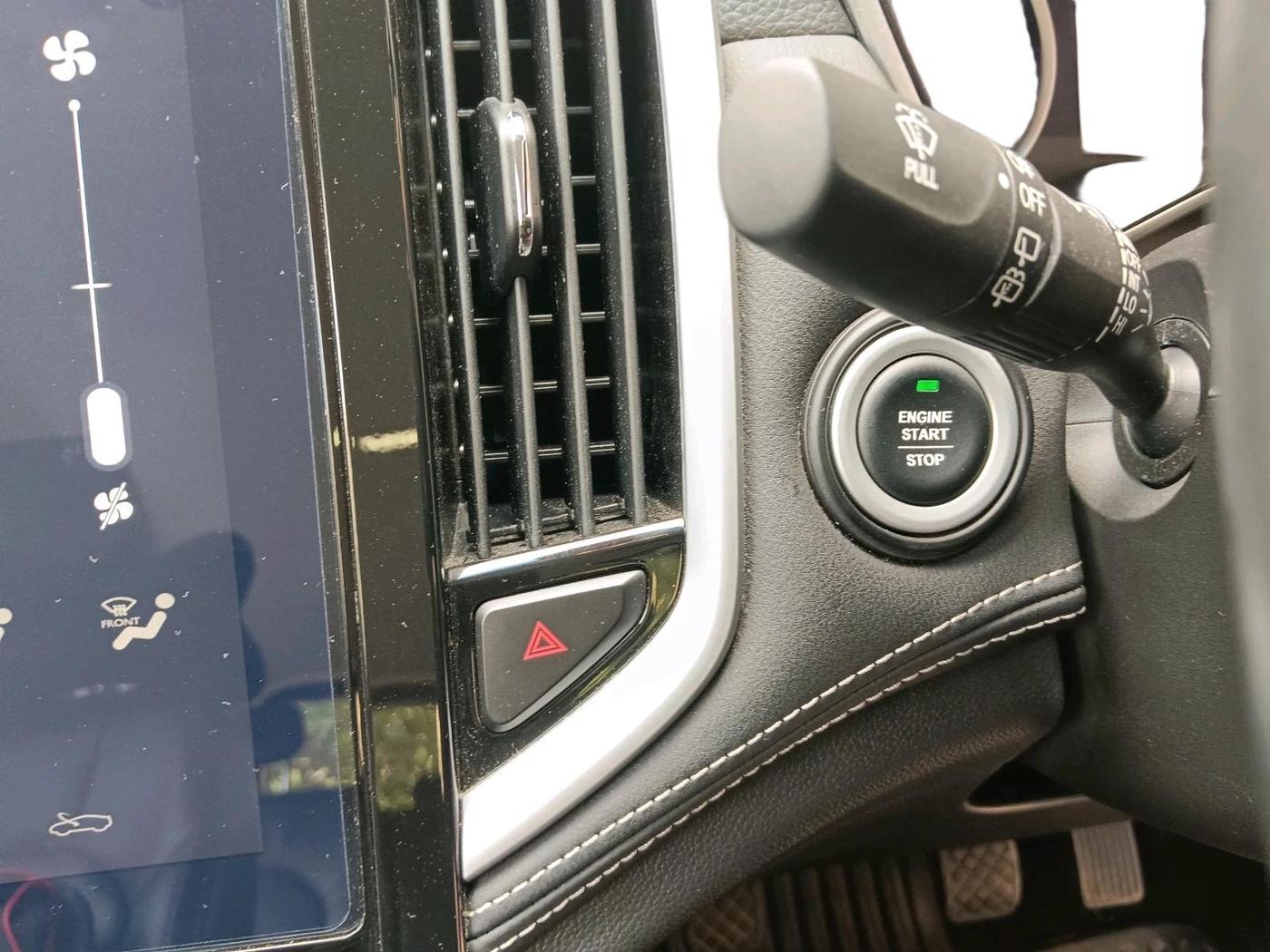 2020 MG HECTOR SMART HYBRID 1.5 PETROL, Petrol, Manual, 16,809 km, interior
