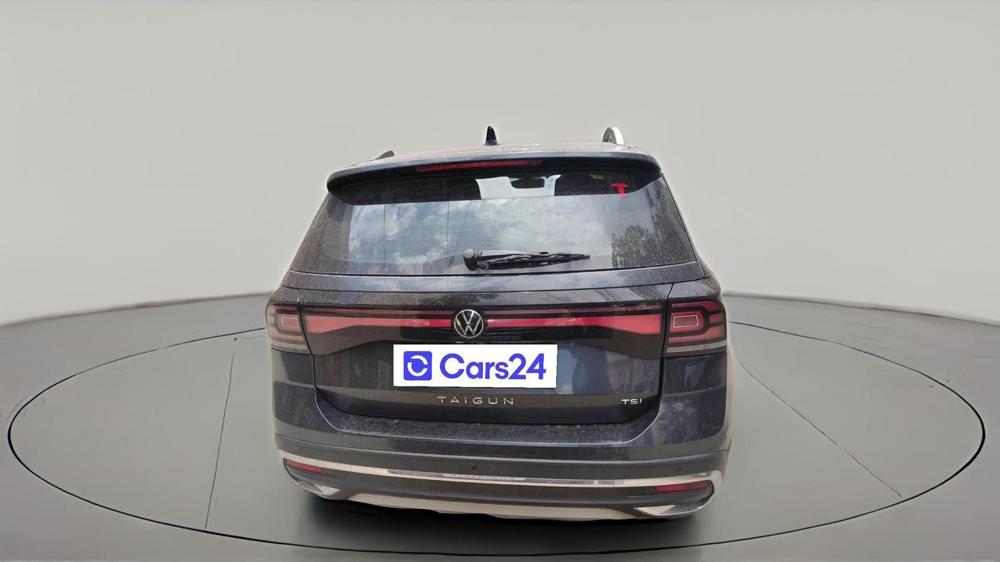 2024 Volkswagen TAIGUN TOPLINE 1.0 TSI AT, Petrol, Automatic, 38,379 km, exterior