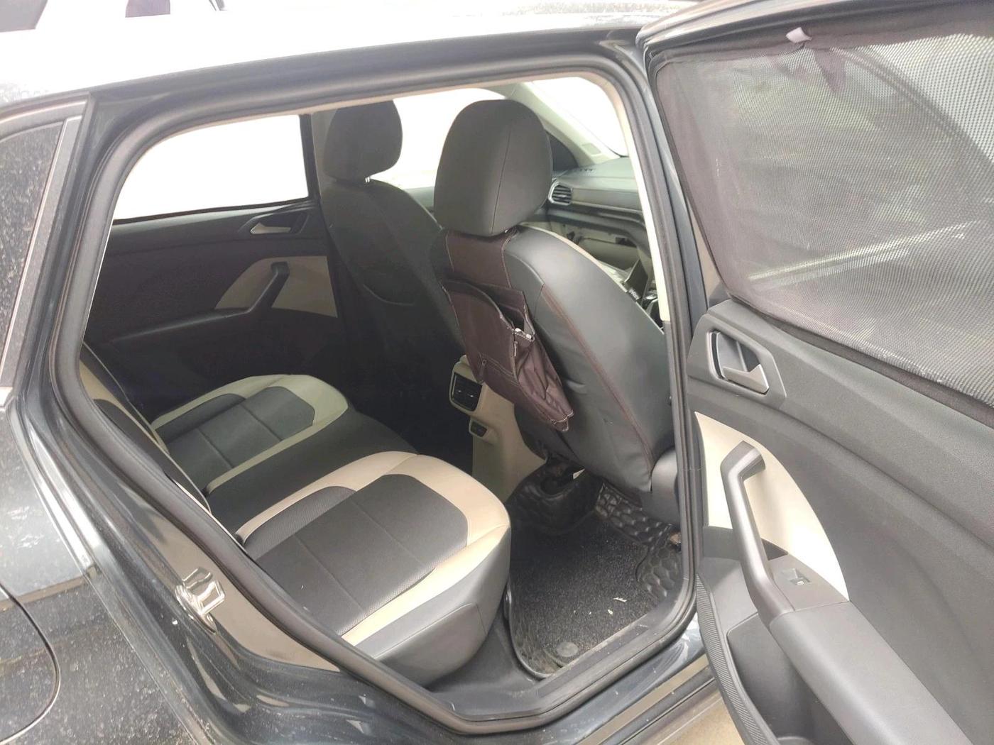 2024 Volkswagen TAIGUN TOPLINE 1.0 TSI AT, Petrol, Automatic, 38,379 km, interior