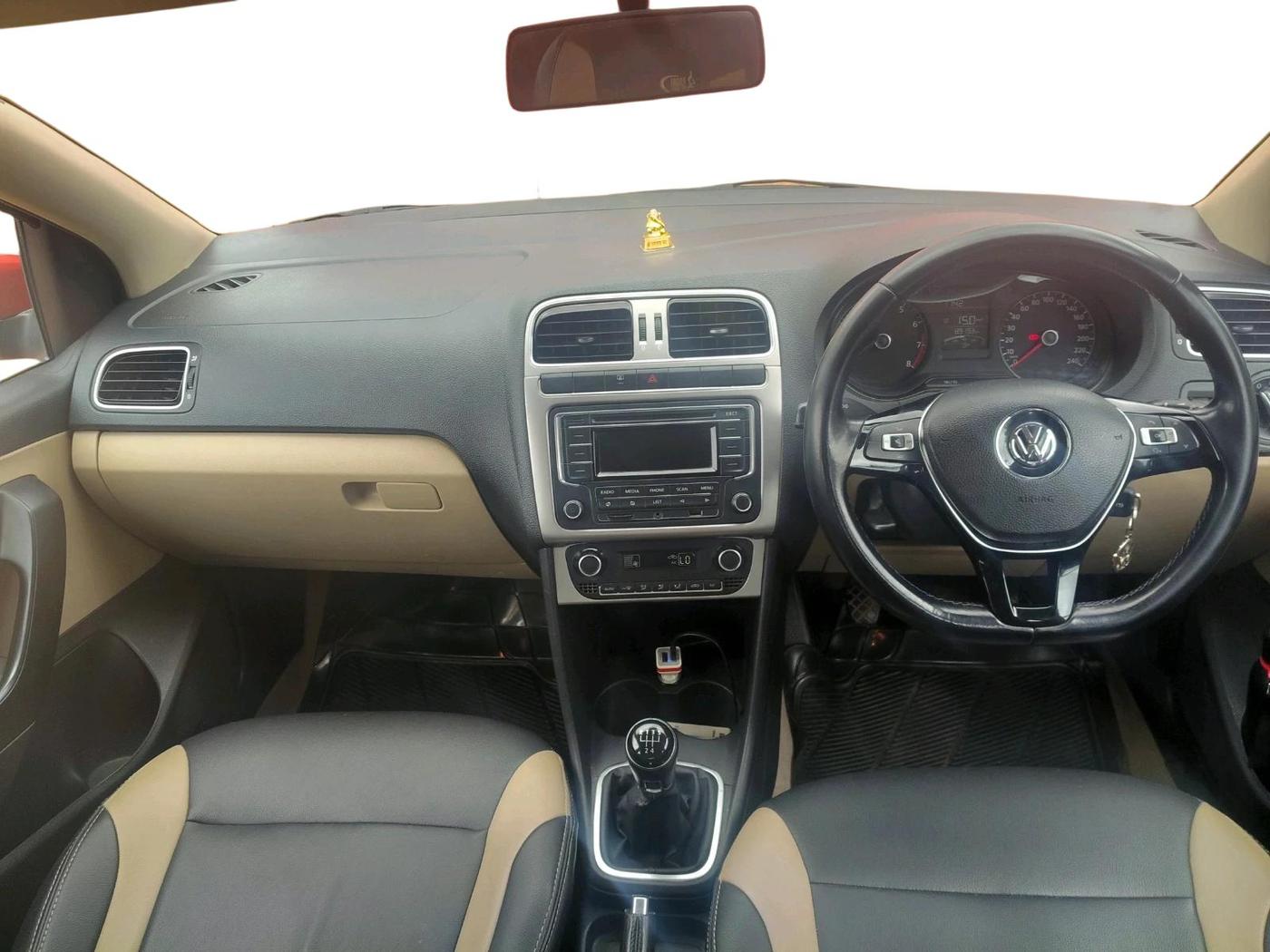 2014 Volkswagen Polo HIGHLINE1.2L, Petrol, Manual, 89,193 km, interior