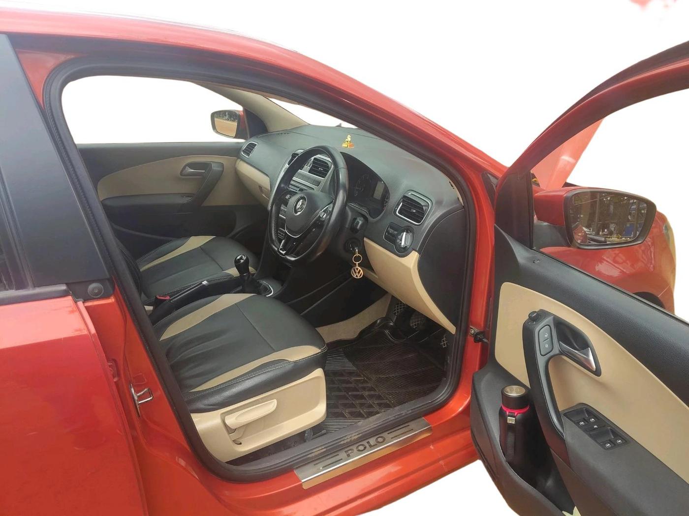 2014 Volkswagen Polo HIGHLINE1.2L, Petrol, Manual, 89,193 km, interior