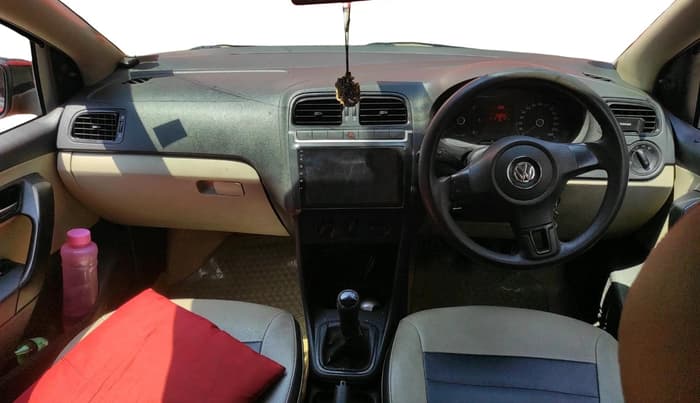 2011 Volkswagen Polo COMFORTLINE 1.2L, Diesel, Manual, 1,43,920 km, interior