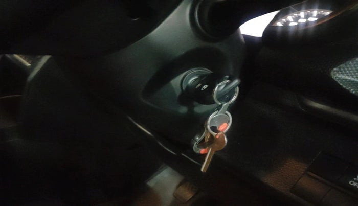 2024 Maruti BREZZA VXI, Petrol, Manual, 37,003 km, interior